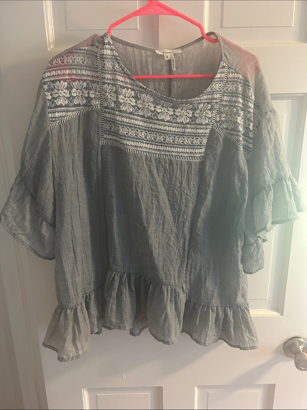 Soieblu Gray Embroidered Ruffle-Hem Women's Top